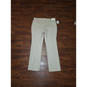 Northern Reflections Khaki Pants Essential Slim 18 Regular NWT